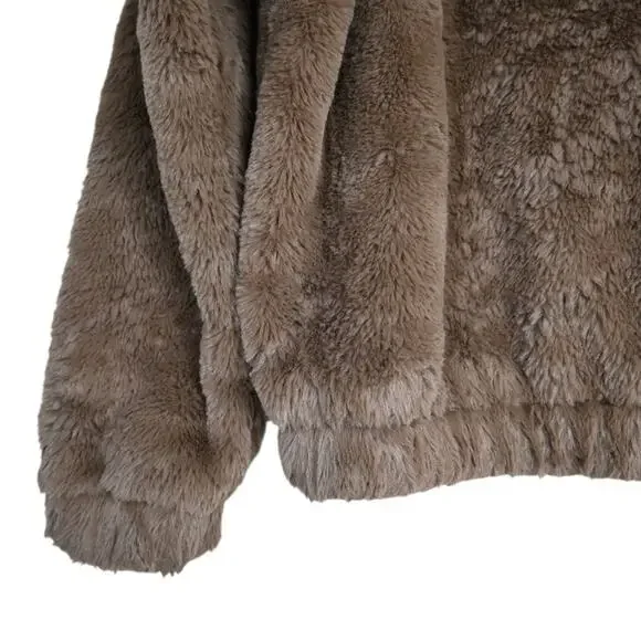 Truth by Republic Women's XS Faux Fur Hoodie Oversized - Picture 6 of 9